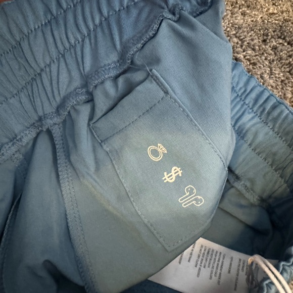 FIGS SAUMER HIGH WAISTED JOGGER SCRUB PANTS COLOR BLUE NWT - Picture 11 of 13